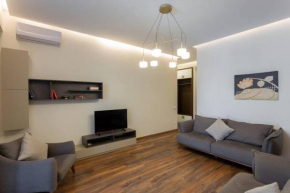Stylish 2 BR Apartment on Chavchavadze Avenue